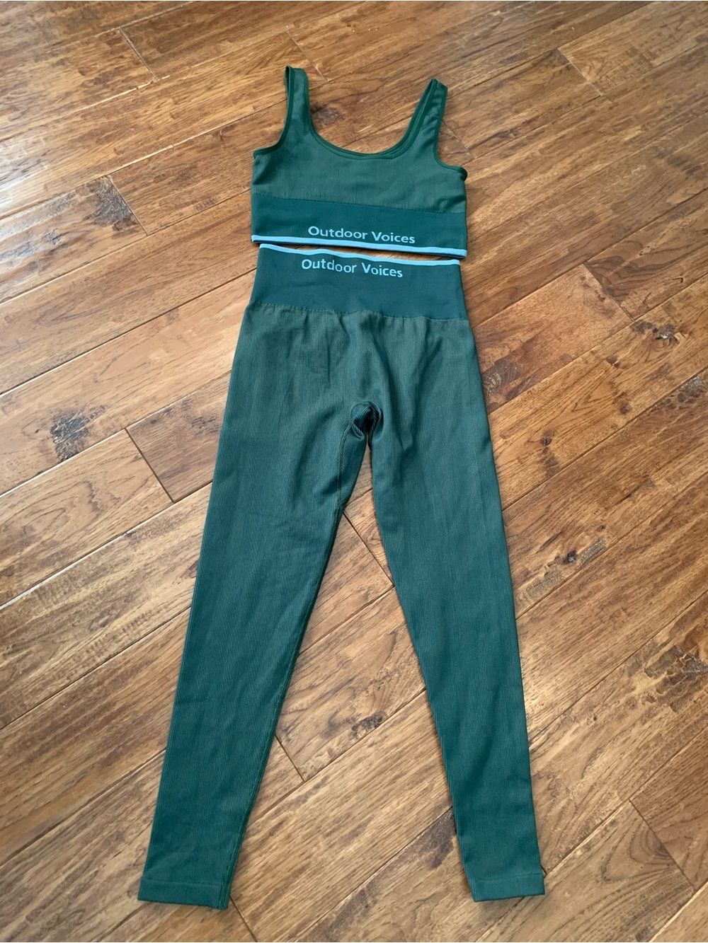 Outdoor Voices Dark Green Ribbed Women’s Yoga Set